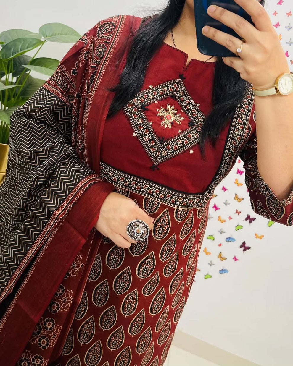 Mughal/Kalamkari Fusion Azrak Bagru Print Red Kurti Pant Dupatta Set