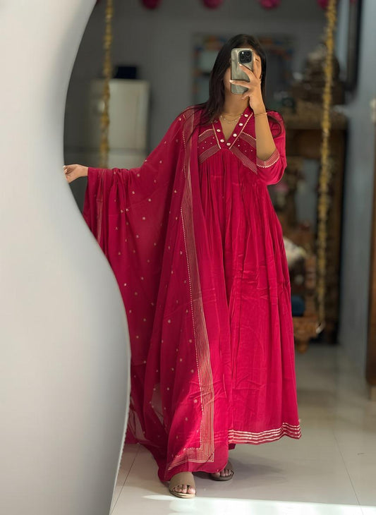 Women Ethnic Empire Thread Work Pure Cotton Kurta with Trousers & With Dupatta